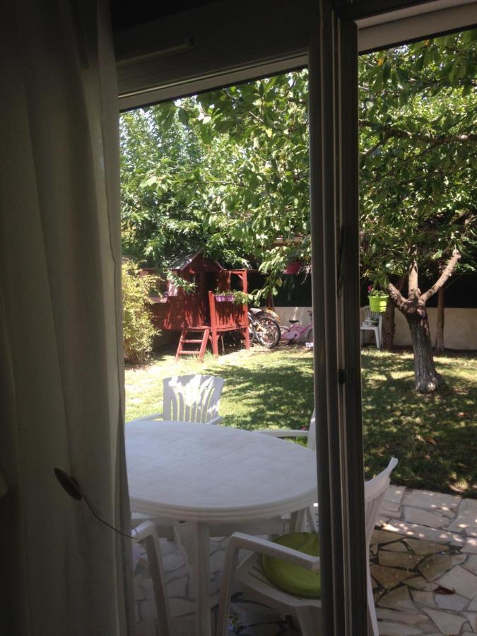 Charmant Studio A Uchaud 外观 照片